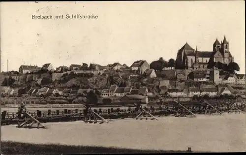 Ak Breisach am Oberrhein, Ortsansicht mit Schiffsbrücke, Kirche