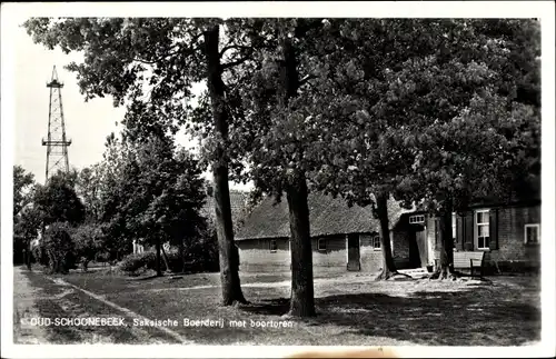 Ak Schoonebeek Drenthe Niederlande, Saksische Boerderij met boortoren