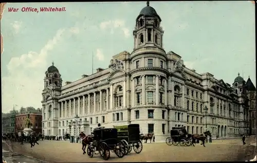 Ak City of Westminster London England, Whitehall, War Office, Kutsche