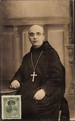 Ak Portrait von einem Geistlichen, Mönch, Priester