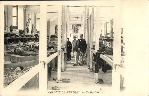 Ak Mettray Indre et Loire, Colonie, Un Dortoir