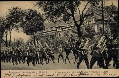 Ak Dallgow Döberitz im Havelland, Truppenübungsplatz, Lager, Kommandantur, einrückende Truppen