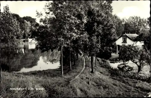 Ak Nieuport Nieuwpoort Molenlanden Südholland, Z. W. Gracht