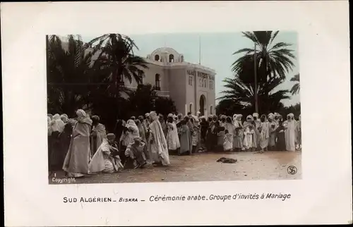 Ak Biskra Algerien, Ceremonie arabe, Groupe d'invites a Mariage