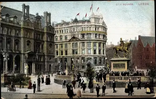 Ak Leeds Yorkshire England, City Square