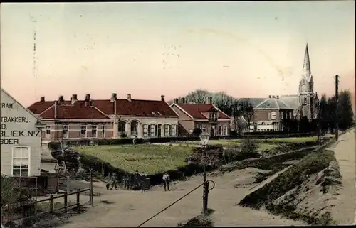 Ak Hansweerd Hansweert Zeeland Niederlande, Kerkpad met R. K. Kerk