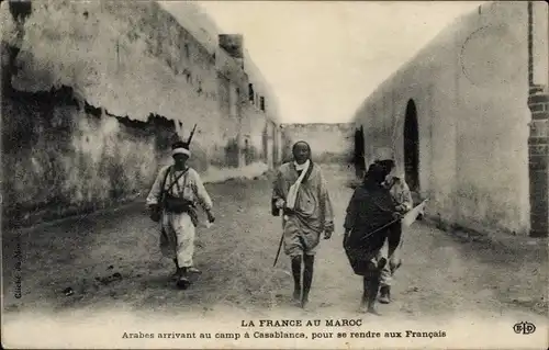 Ak Casablanca Marokko, La France au Maroc, Arabes arrivant au camp