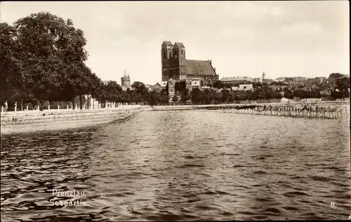 Ak Prenzlau in der Uckermark, Unteruckersee, Kirche