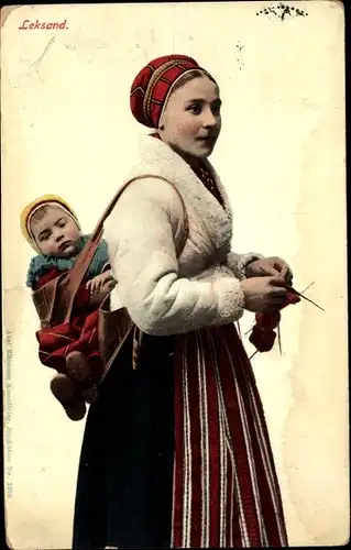 Ak Leksand, Frau mit Kind in schwedischer Tracht beim Stricken