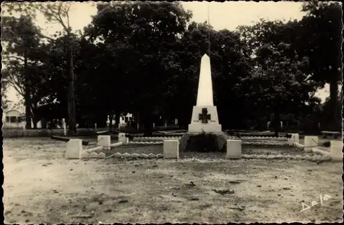 Ak Bobo Dioulasso Burkina Faso, Monument aux Morts