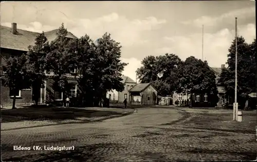 Ak Eldena in Mecklenburg, Straßenpartie