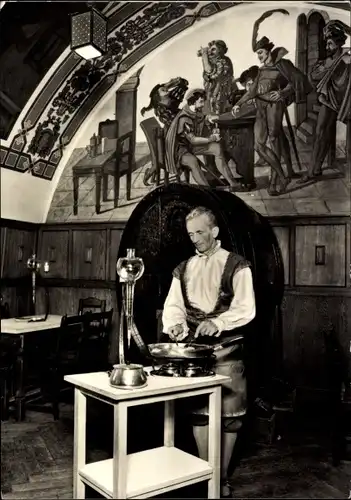 Ak Leipzig in Sachsen, Auerbachs Keller, Kellner