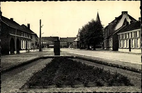 Ak Oostham Ham Flandern Limburg, Heldenplaats