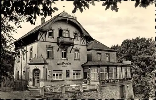 Ak Augustusburg im Erzgebirge, HO Gaststätte Walfrieden, Paul Herold