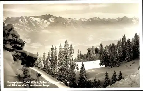 Ak Oberstdorf im Oberallgäu, Kemptner Ski Hütte, Ostlerhütte, Blick auf die Oberstdorfer Berge