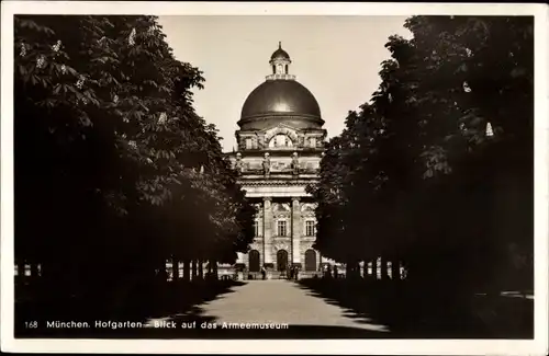 Ak München, Hofgarten, Blick auf das Armeemuseum