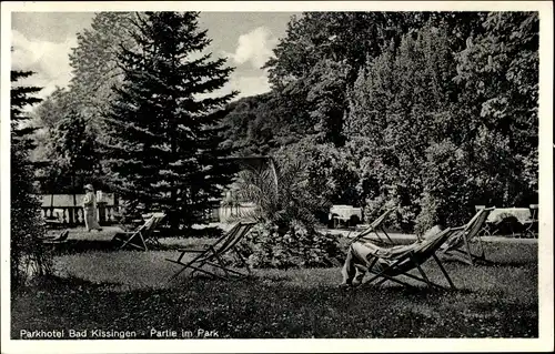 Ak Bad Kissingen Unterfranken Bayern, Parkhotel, Partie im Park