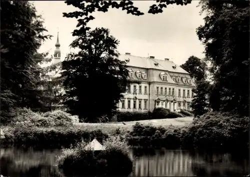 Ak Gaußig in der Oberlausitz, Schloss, Erholungsheim der Technischen Universität Dresden