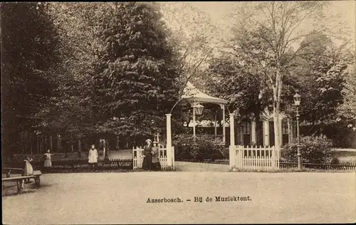 Ak Asserbosch Drenthe, Bij de Muziektent