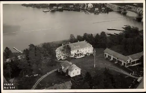 Ak Vaala Finnland, Blick auf den Ort, Fliegeraufnahme