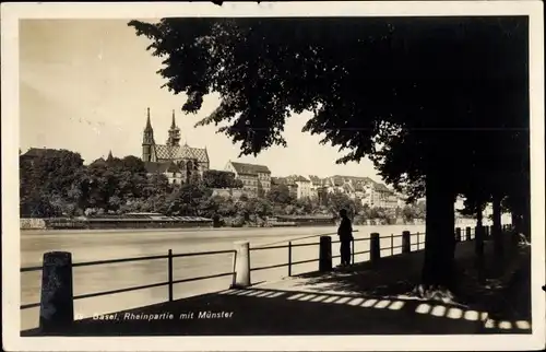 Ak Basel Bâle Stadt Schweiz, Rheinpartie mit Münster