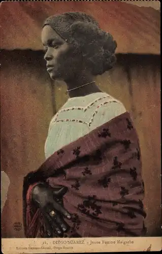 Ak Diego Suarez Antsiranana Madagaskar, Jeune Femme Malgache