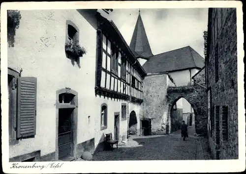 Ak Kronenburg Dahlem in der Eifel, Gasse, Torbogen, Teilansicht