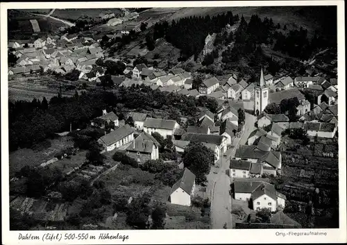 Ak Dahlem in der Eifel, Ortsansicht, Fliegeraufnahme