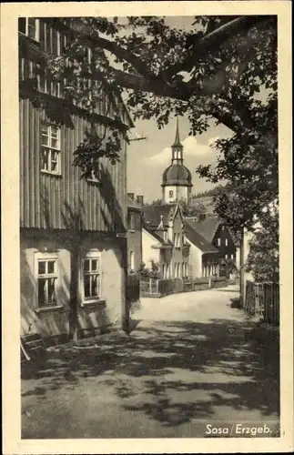 Ak Sosa Eibenstock im Erzgebirge, Straßenpartie, Kirchturm