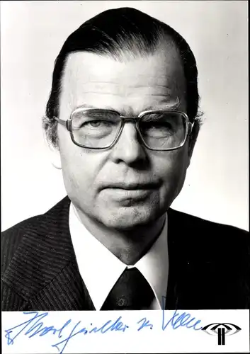 Ak Diplomat und Rundfunk Intendant Karl Günther von Hase, Portrait, Autogrammn