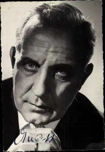 Ak Schauspieler O. E. Hasse, Portrait, Kreuzer Emden, Autogramm