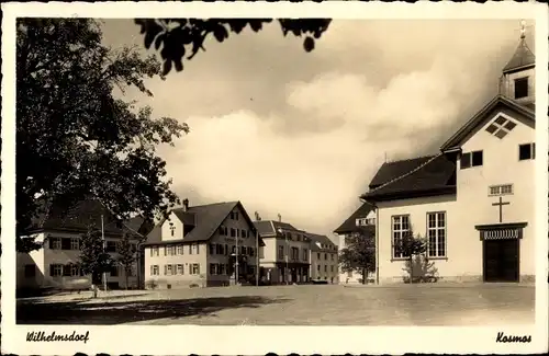 Ak Wilhelmsdorf in Württemberg, Ortsansicht, Kirche, Häuser
