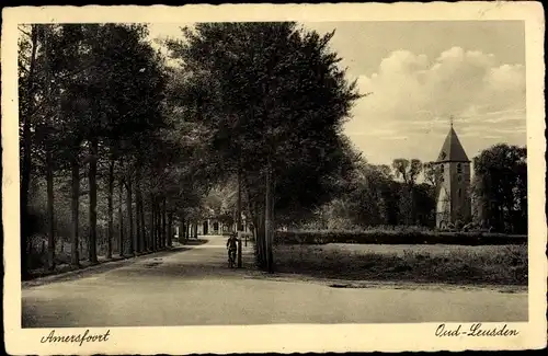 Ak Oud Leusden Utrecht Niederlande, Straßenpartie