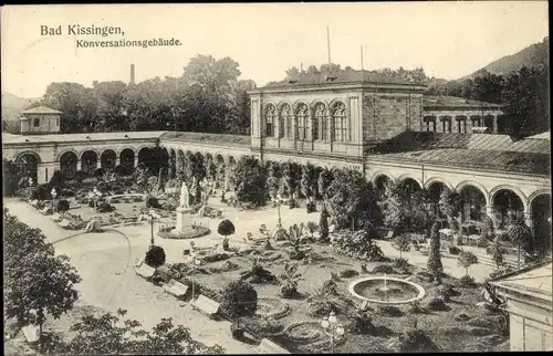 Ak Bad Kissingen Unterfranken Bayern, Konversationsgebäude, Garten, Denkmal