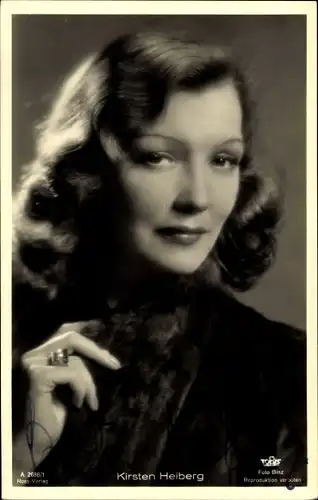 Ak Schauspielerin Kirsten Heiberg, Portrait, Ross Verlag Nr. A 2688/1, Autogramm
