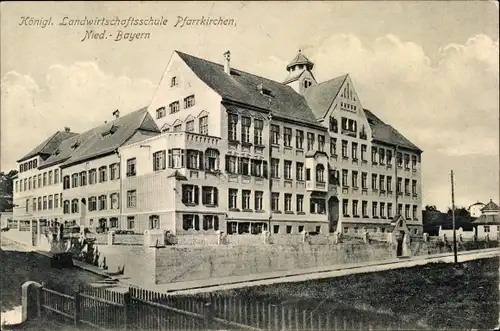 Ak Pfarrkirchen in Niederbayern, Königliche Landwirtschaftsschule