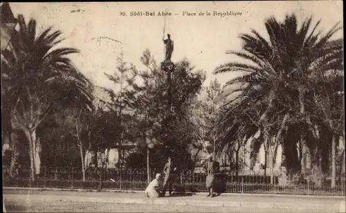 Ak Sidi Bel Abbes Algerien, Place de la Republique