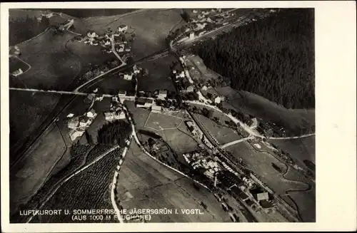 Ak Jägersgrün Tannenbergsthal im Vogtland, Luftaufnahme, Ortsansicht