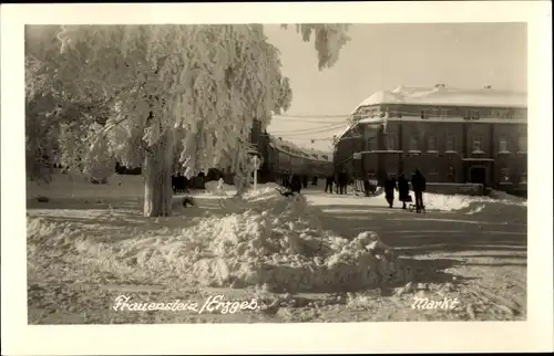 Foto Ak Frauenstein im Erzgebirge, Markt, Winteransicht