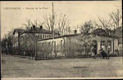 Ak Griesheim, Bureau de la Place, französische Soldaten