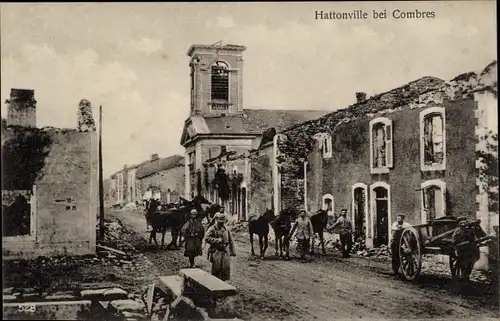 Ak Hattonville Meurthe et Moselle, Straßenpartie, Soldaten, Pferde, Ruinen
