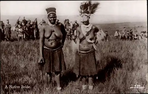 Ak Afrika, A native bride, barbusige Frauen