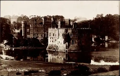 Foto Ak Leeds Yorkshire England, Leeds Castle