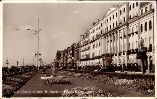 Ak Eastbourne East Sussex England, Carpet Gardens and Burlington Hotel