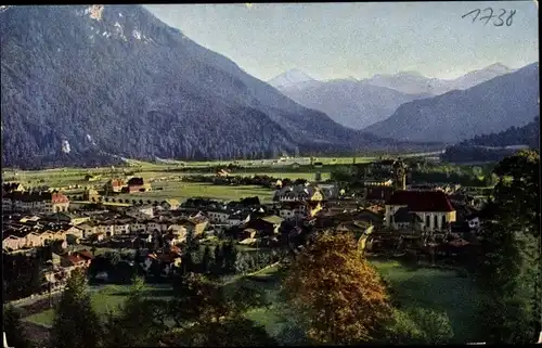 Ak Mittenwald in Oberbayern, Gesamtansicht, Tiroler Alpen
