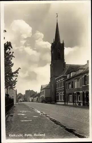 Ak Putten Gelderland Niederlande, Kerkzicht, Kirche, Straßenpartie