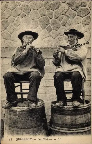 Ak Quiberon Morbihan, Les Binious