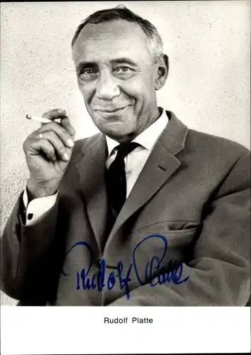Ak Schauspieler Rudolf Platte, Portrait mit Zigarette, Autogramm