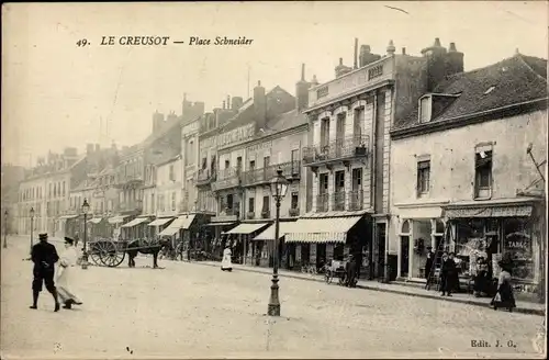 Ak Le Creusot Saône et Loire, Place Schneider