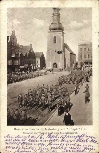 Ak Tschernjachowsk Insterburg Ostpreußen, Russische Parade, Abmarsch der Truppen, I WK